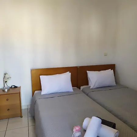 Papas * Skála Marión